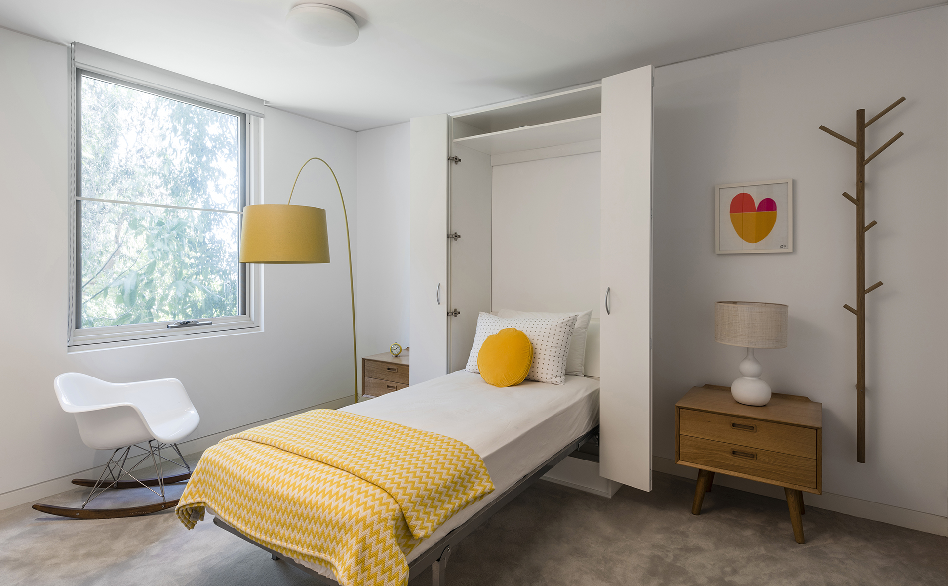 Giường thông minh giải quyết bài toán không gian