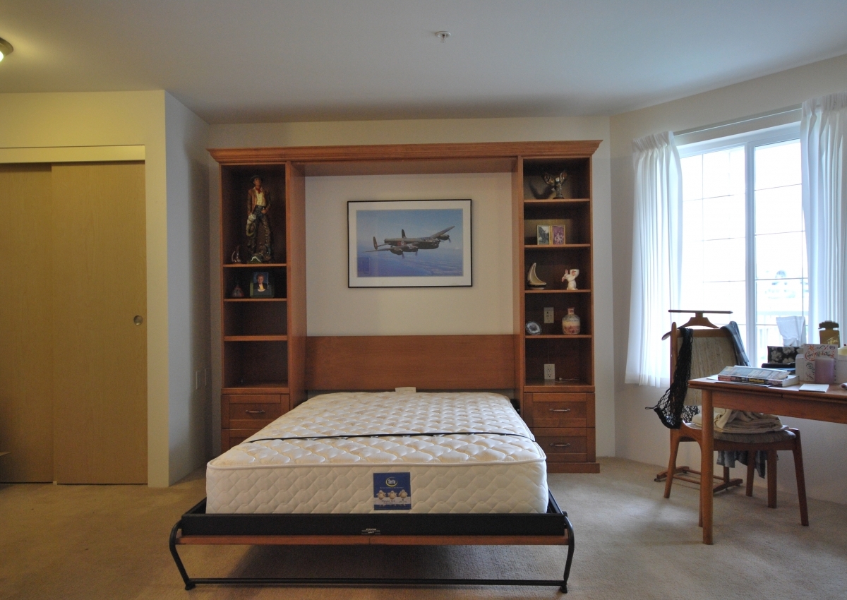 Tạo phòng làm việc đa năng với giường thông minh